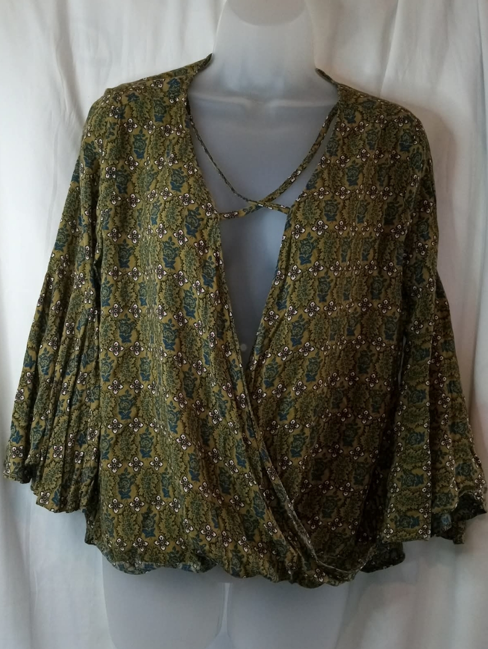 JODIFL Olive Green Printed Wrap Blouse Crisscross Tie Flowy Office Boho Hippie